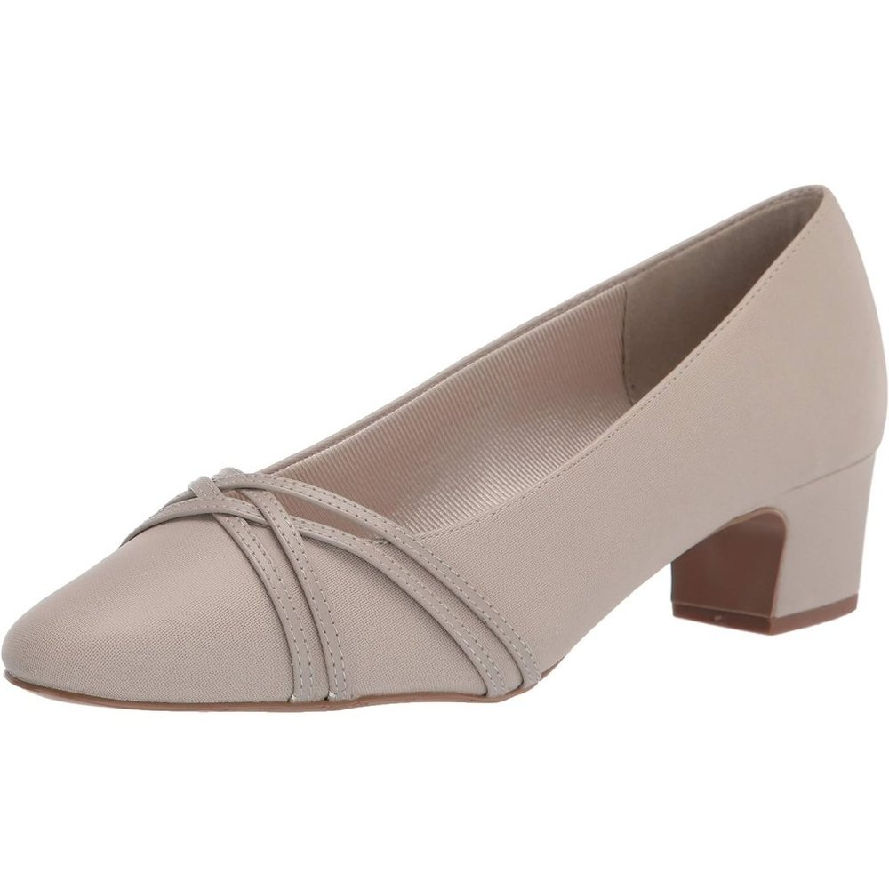 BNWT Easy Street Wallis Pumps for Women